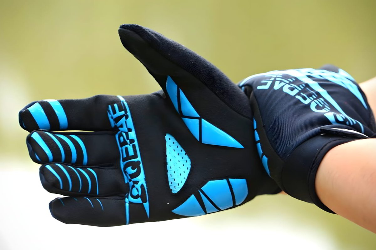 Douleurs aux mains à VTT : comment les réduire ?