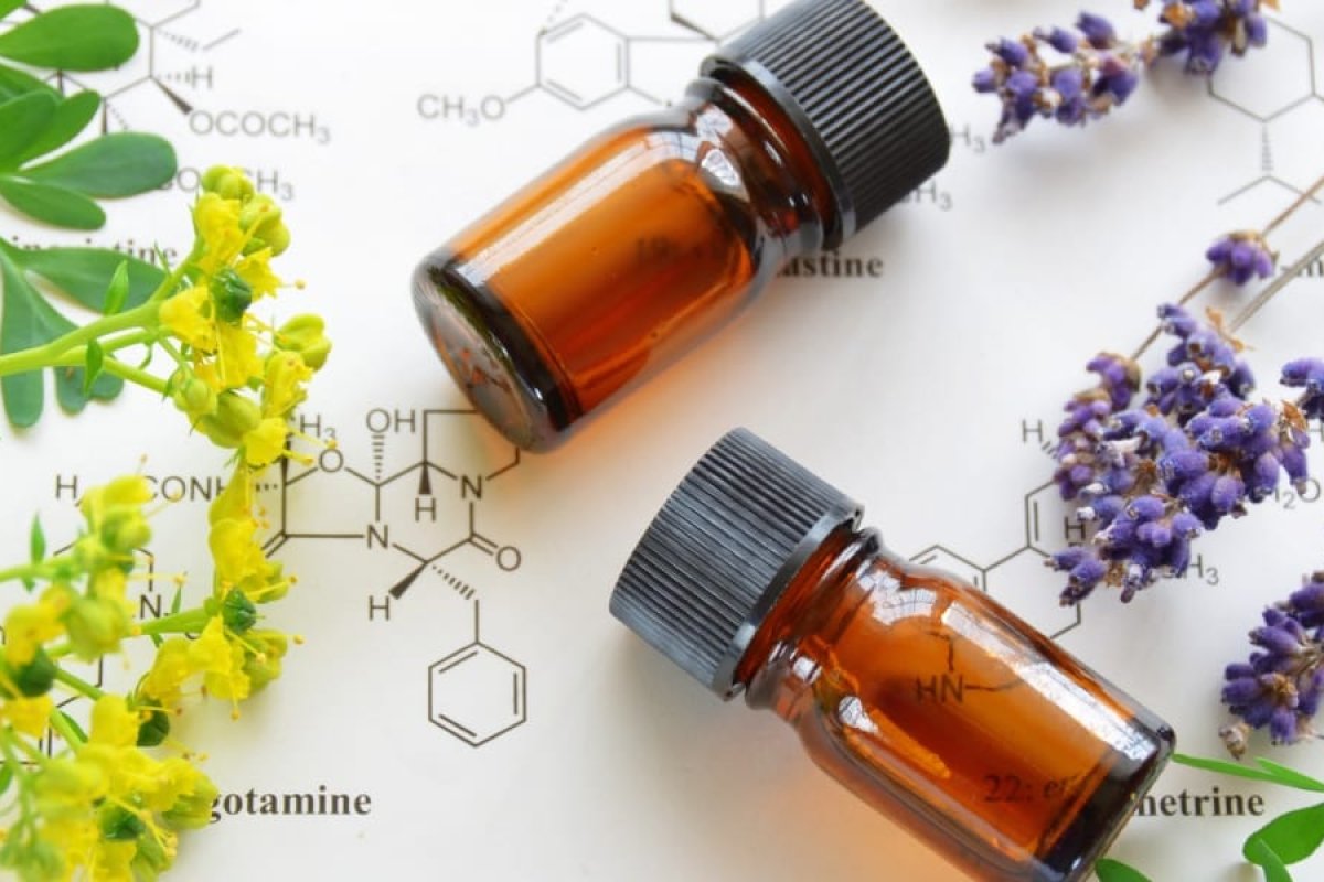 Quelles sont les huiles essentielles indispensables pour le VTTiste ?