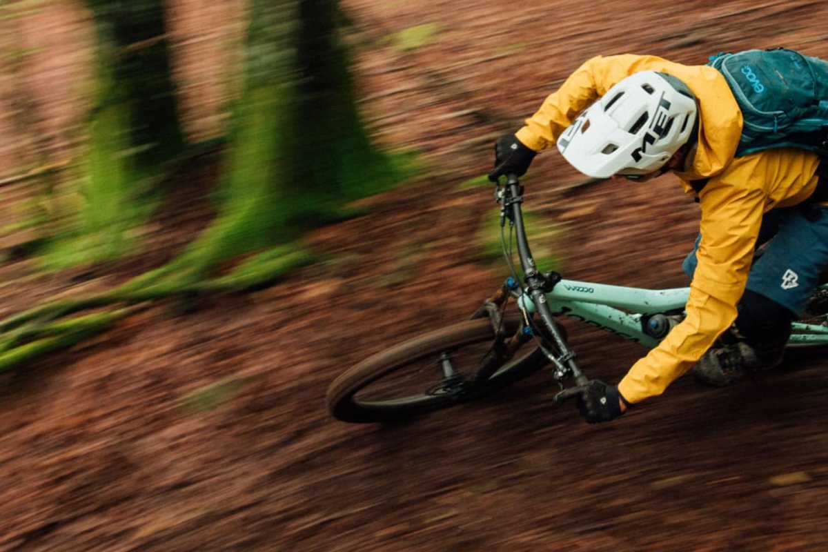 Bien choisir un casque de VTT sans se prendre la tête